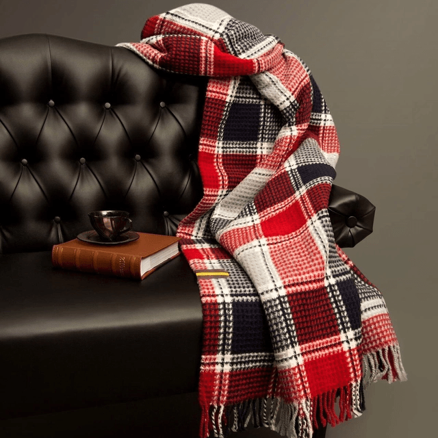 Плед Оскар №4, Sofi De Marko3.png