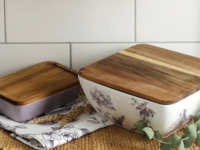 Салатник с крышкой ИФЗ Monplaisir Violet.webp