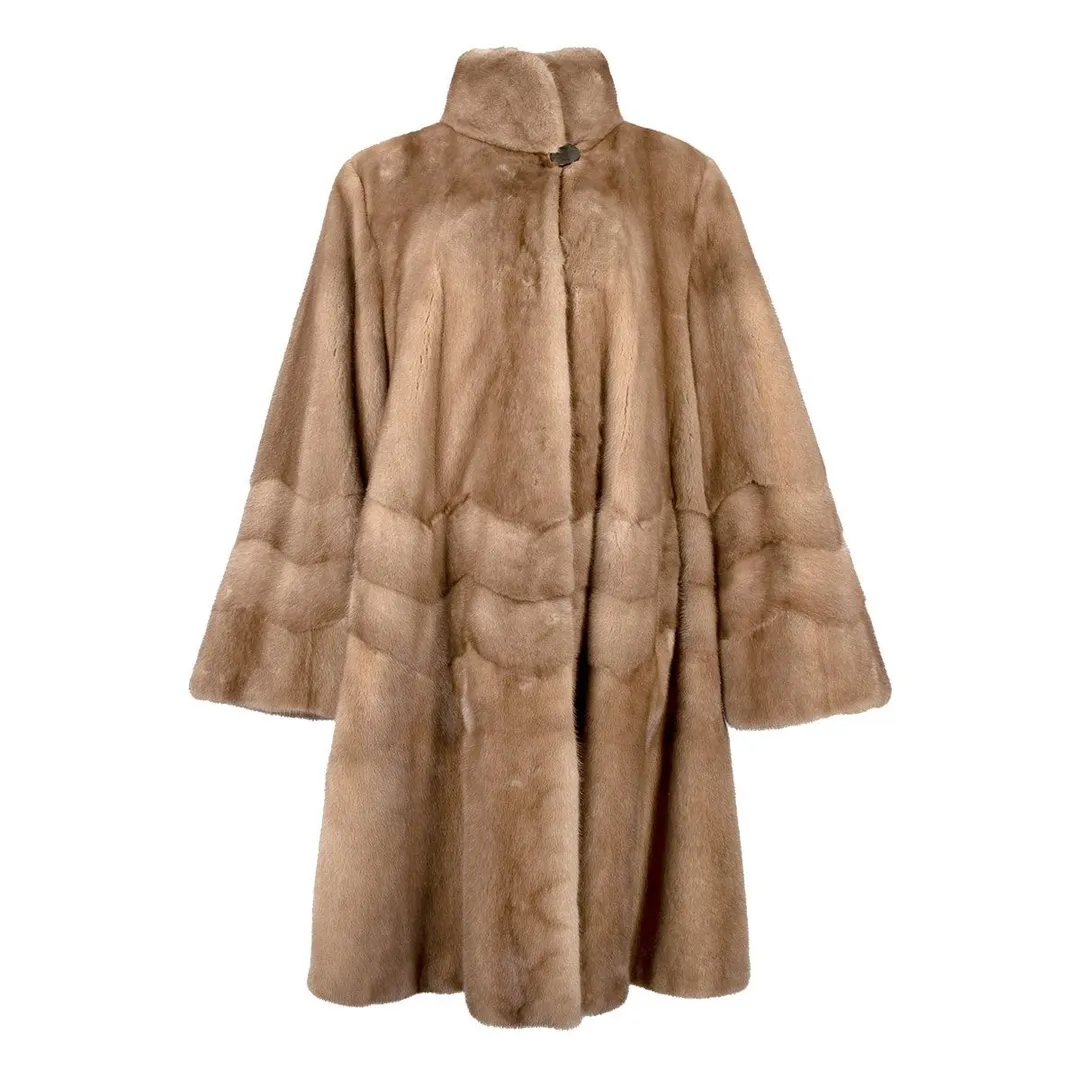 Женская шуба из норки Stella SkinnWille.webp